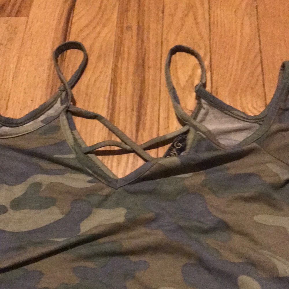 Camo tee - Picture 2 of 2